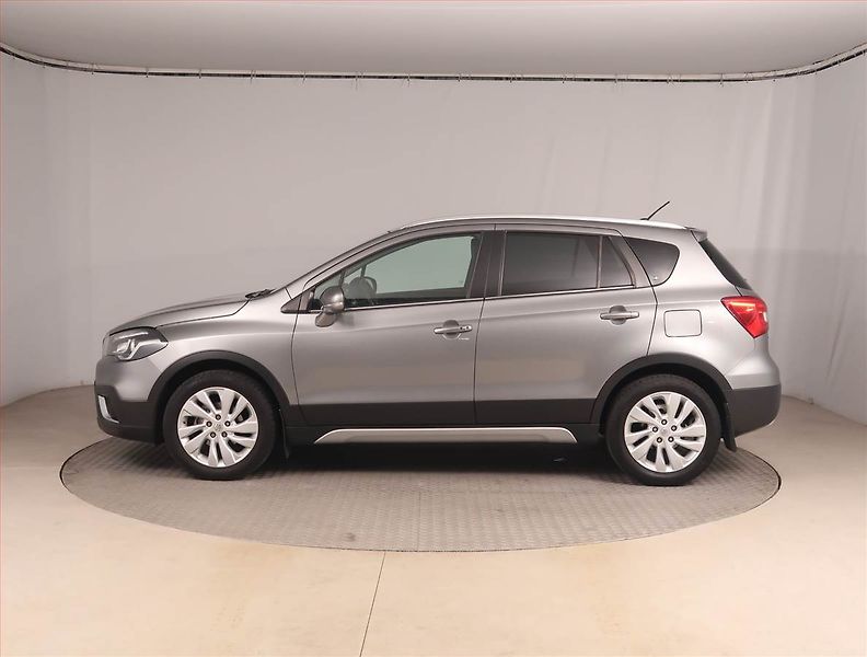Suzuki SX4 S-Cross (2019) 1.4 BoosterJet, Serv.kniha - fotka 3 z 15