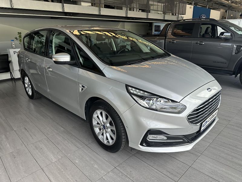Ford S-MAX Business 2.5i HEV 190k aut. - fotka 3 z 28