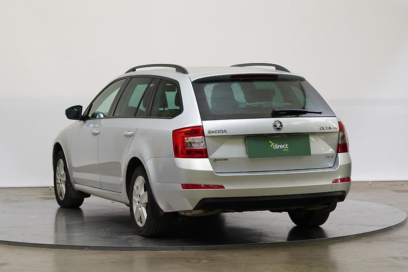 Škoda Octavia - fotka 4 z 6