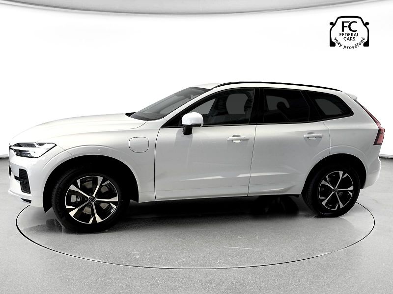 Volvo XC60 (2026) T6 PHEV CORE + 4ZÁRUKA/SERVIS - fotka 4 z 17