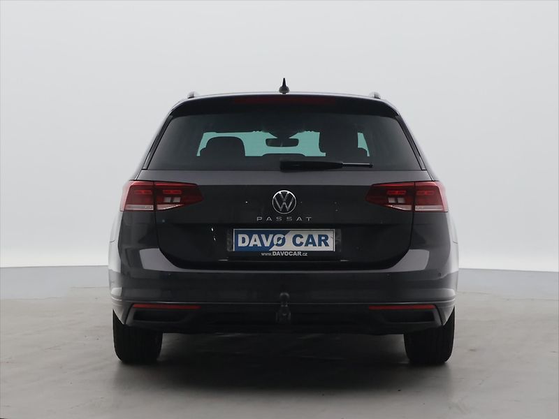 Volkswagen Passat 2,0 TDI 110kW DSG Business DPH - fotka 6 z 25