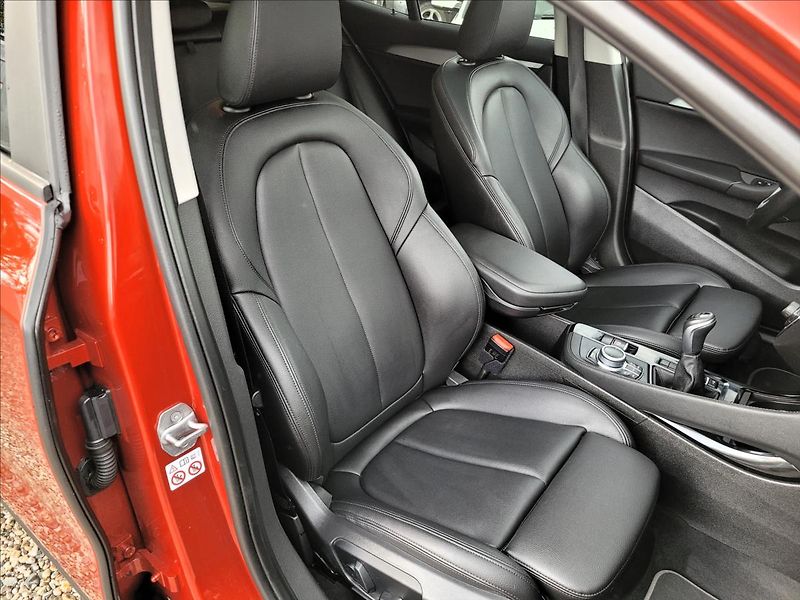 BMW X2 18i ,led,navi,kůže,výhřev - fotka 10 z 47