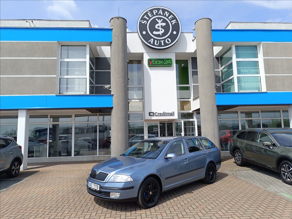 Škoda Octavia 2,0 TDi DSG automat Ambiente