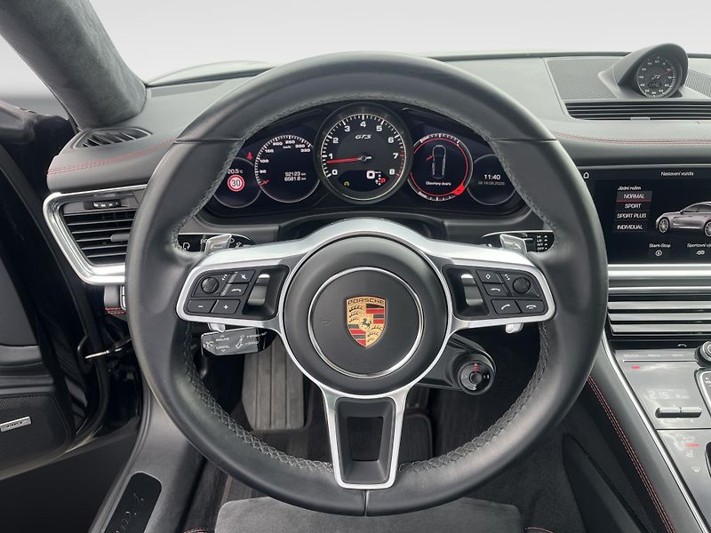 Porsche Panamera (2019) GTS - fotka 17 z 30