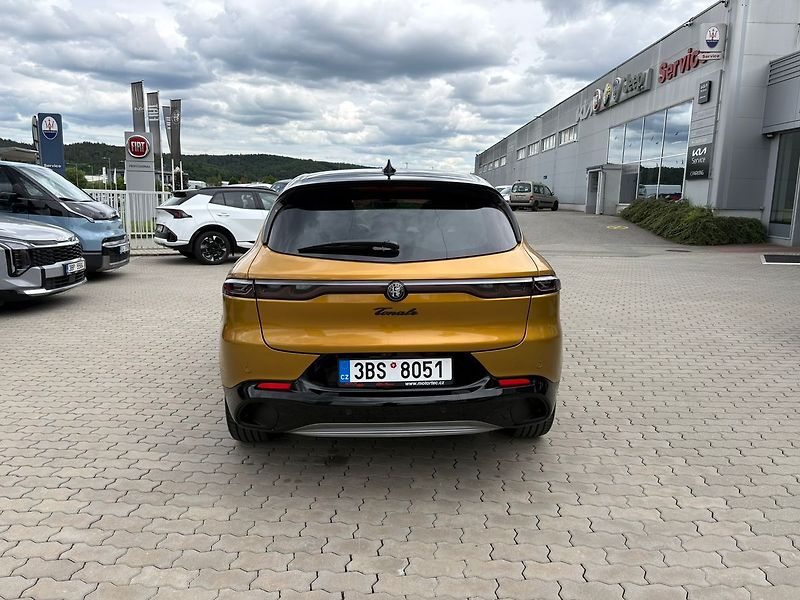 Alfa Romeo Tonale (2026) Sport Speciale 1.5 Turbo Ibrid - fotka 6 z 16