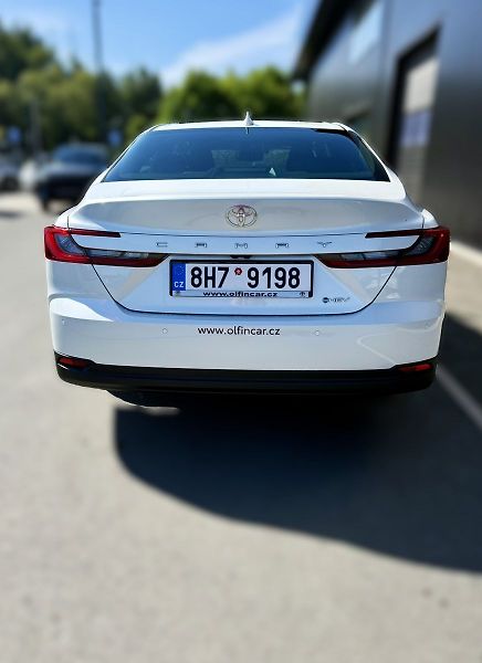 Toyota Camry Executive - fotka 4 z 8