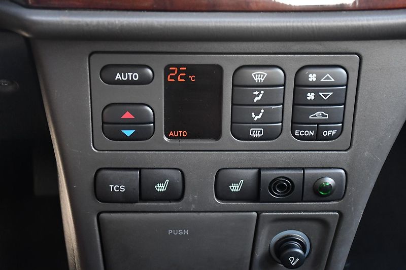 Saab 9-3 Aero TURBO VÝHŘEV TEMP - fotka 32 z 44