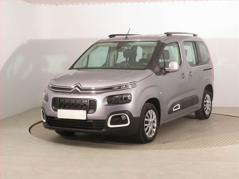Citroën Berlingo (2021) Feel 1.2 PureTech, 5Míst, SR - fotka 2 z 14