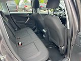 Peugeot 2008 1.6 HDI - náhled 12