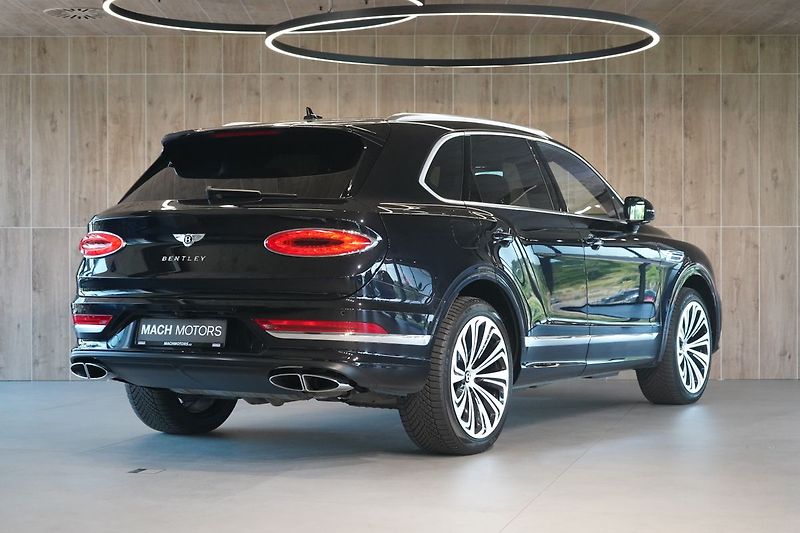 Bentley Bentayga V8, AWD, Panorama, 360° kamera - fotka 8 z 50
