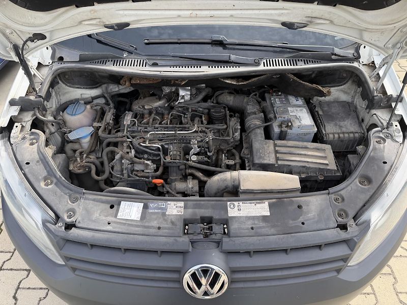 Volkswagen Caddy (2011) 1,6TDi,ČR,Serviska,Tažné,Nehav - fotka 12 z 14