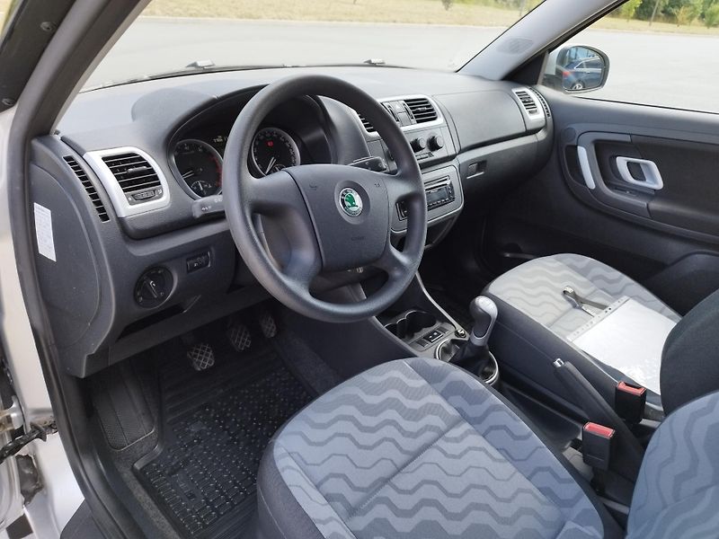 Škoda Fabia II.1.2i,51kw,volat- 608081843 - fotka 9 z 18