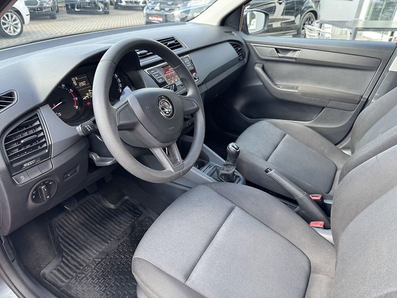 Škoda Fabia (2018) 1.0MPi Klima Výhřev Sedadel BT - fotka 24 z 45
