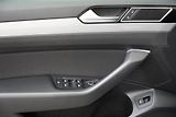 Volkswagen Passat - náhled 12