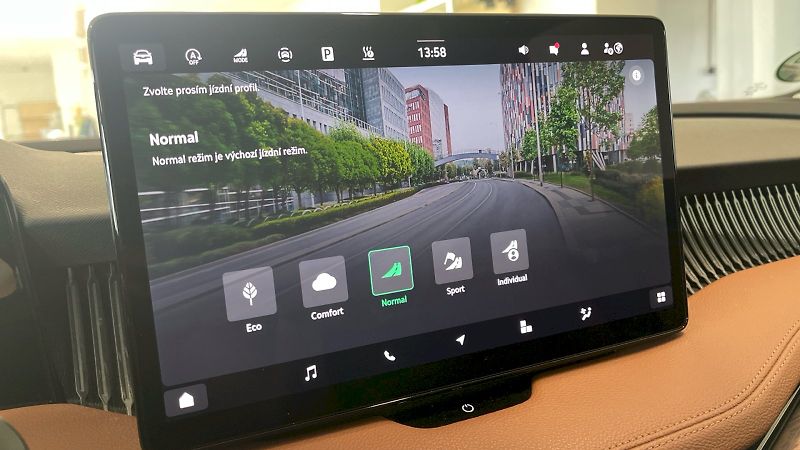 Škoda Superb (2025) Laurin&Klement 2.0TSI 195kW DS - fotka 16 z 36