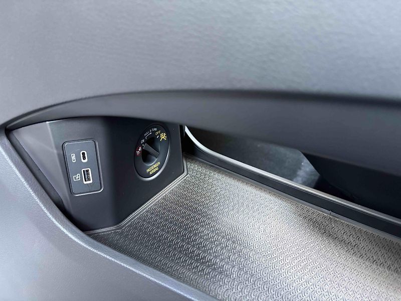 Omoda 5 (2026) Premium 1.6 tGDI 108kW - fotka 16 z 25