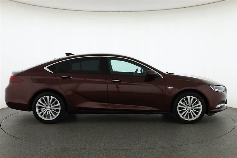 Opel Insignia (2018) 2.0 CDTI, Serv.kniha, Kůže - fotka 6 z 20