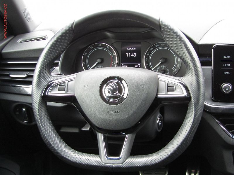 Škoda Scala (2019) 1.5 TSi, ČR, Style, DSG - fotka 14 z 23