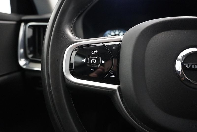 Volvo V60 2,0 D4 POLESTAR INSCRIPTION - fotka 21 z 35