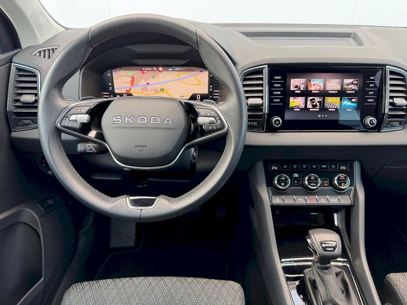 Škoda Karoq (2025) 2.0 TDI 110kW 4x4 DSG Top Sele - fotka 9 z 35