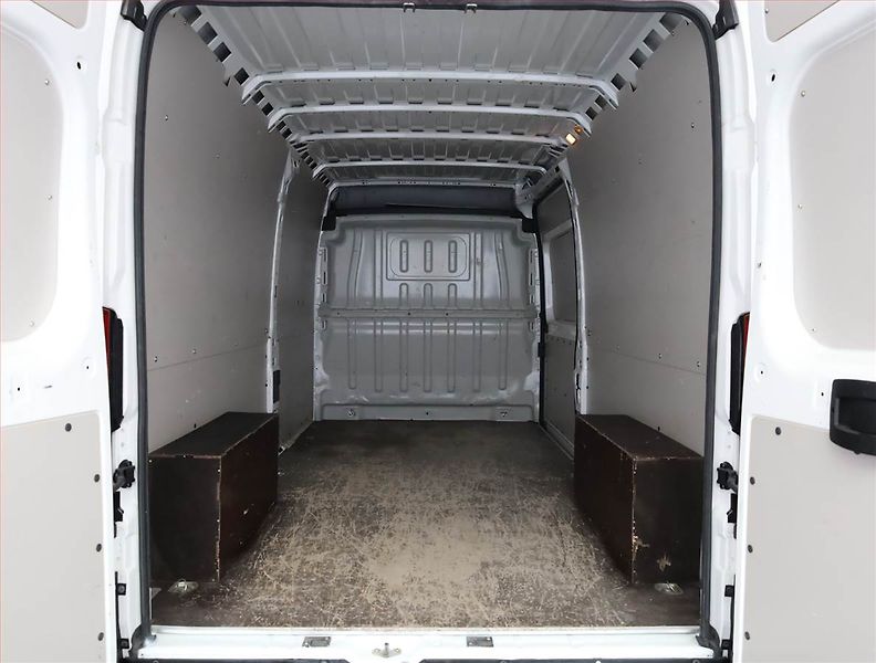 Peugeot Boxer (2021) 2.2 BlueHDi, L3H2, 13m3, 1.0t - fotka 16 z 16