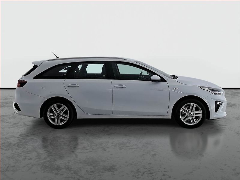 Kia Ceed (2020) 1.4 T-GDI, Serv.kniha - fotka 6 z 16