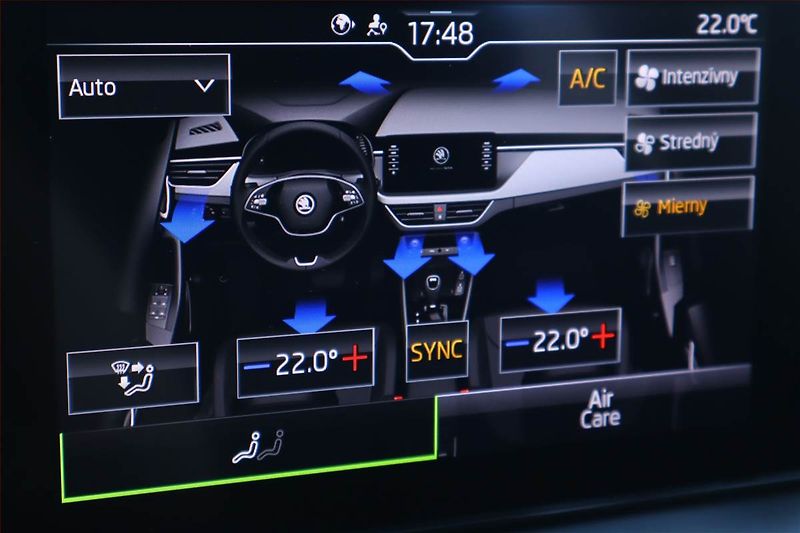Škoda Kamiq (2021) 1.5 TSI - fotka 17 z 26