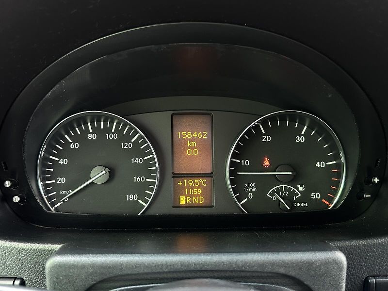 Mercedes-Benz Sprinter 319CDi 190PS AT Bi-Xenon 6-MÍS - fotka 31 z 42
