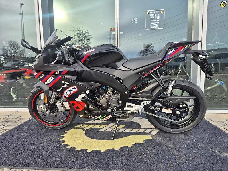 Aprilia RS 125 (2026) GP Replica E5+ - fotka 7 z 19