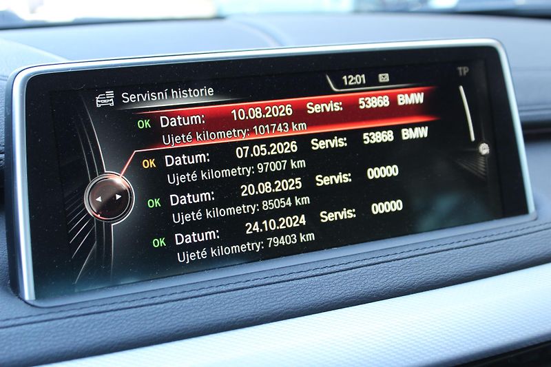 BMW X6 M50d, 1.majitel, CZ - fotka 17 z 25