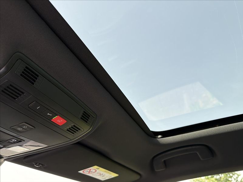 Škoda Kamiq 1,5 TSI 110 kW DSG Monte Carlo - fotka 33 z 35