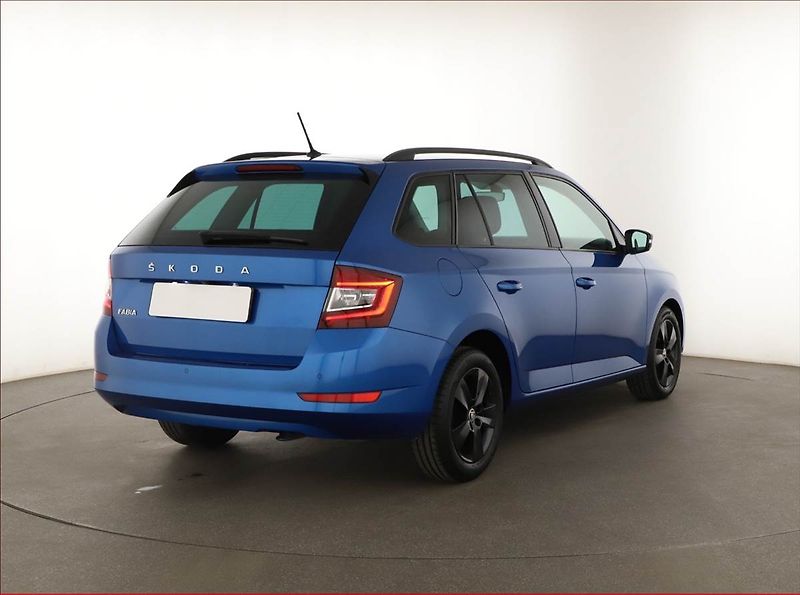 Škoda Fabia (2021) Style Plus 1.0 TSI, Automat - fotka 5 z 15