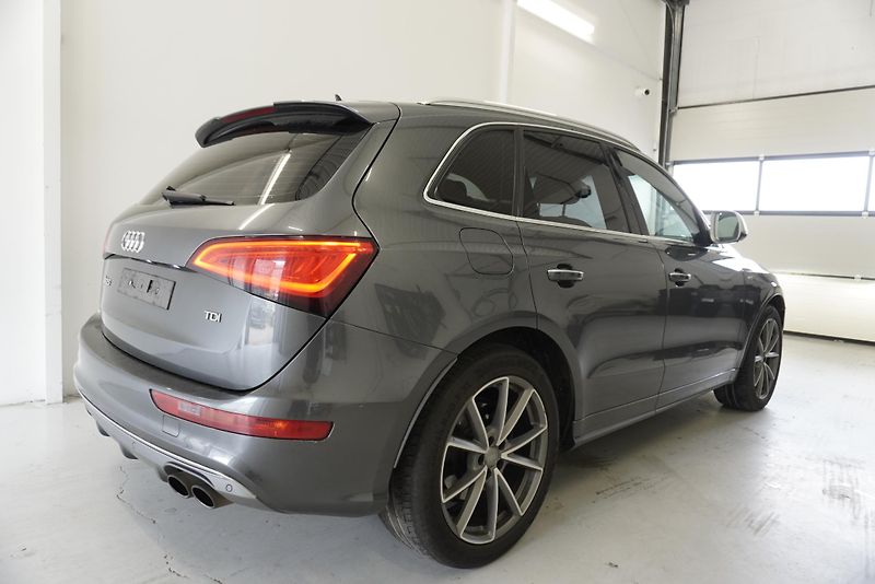Audi SQ5 3.0 TDi 240 kW COMPETITION 4x4 - fotka 7 z 44