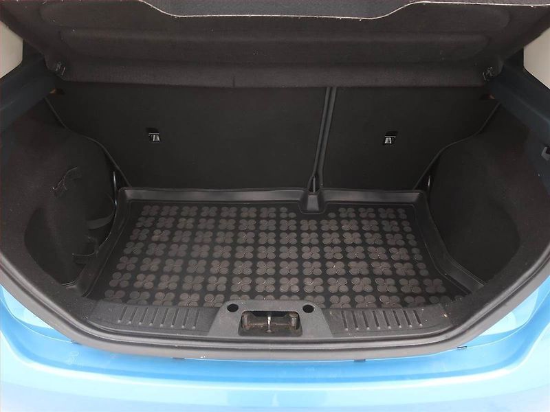 Ford Fiesta (2012) Titanium 1.4, Serv.kniha - fotka 13 z 15