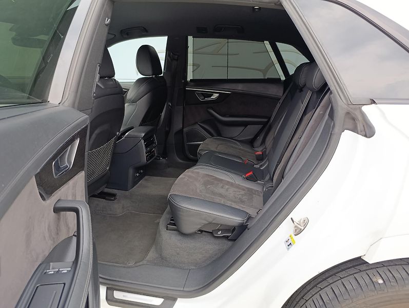 Audi Q8 50TDI S-LINE NIGHT ČR DPH - fotka 14 z 36