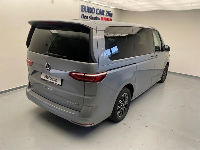 Volkswagen Multivan Long Life 1,5 TSI PHEV 4MOT - fotka 2 z 28