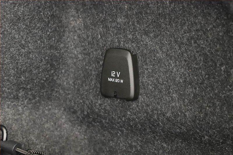 Volvo S60 (2023) B4 - fotka 14 z 20