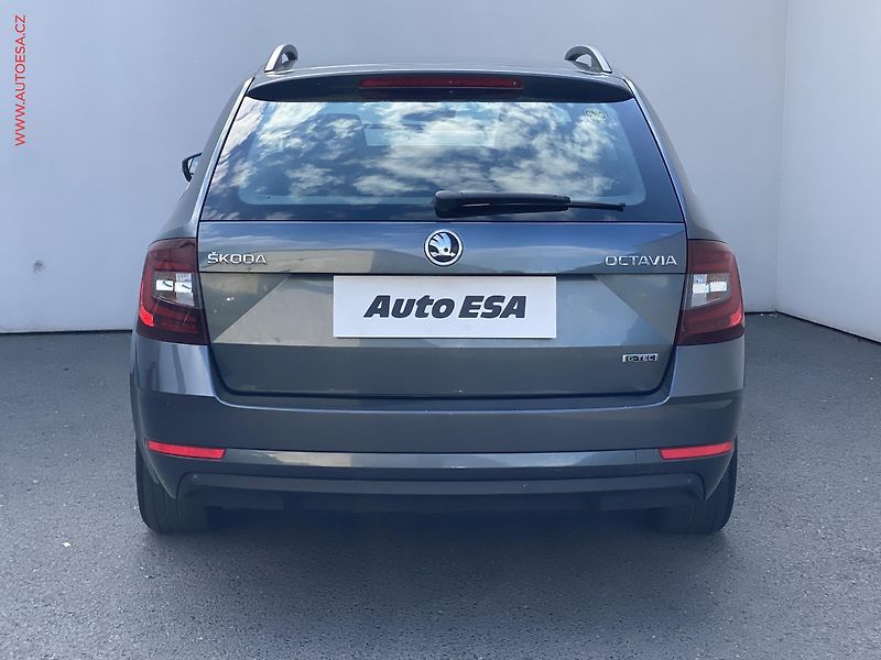 Škoda Octavia (2018) 1.4 G-TEC, Style, park.čidla - fotka 5 z 16