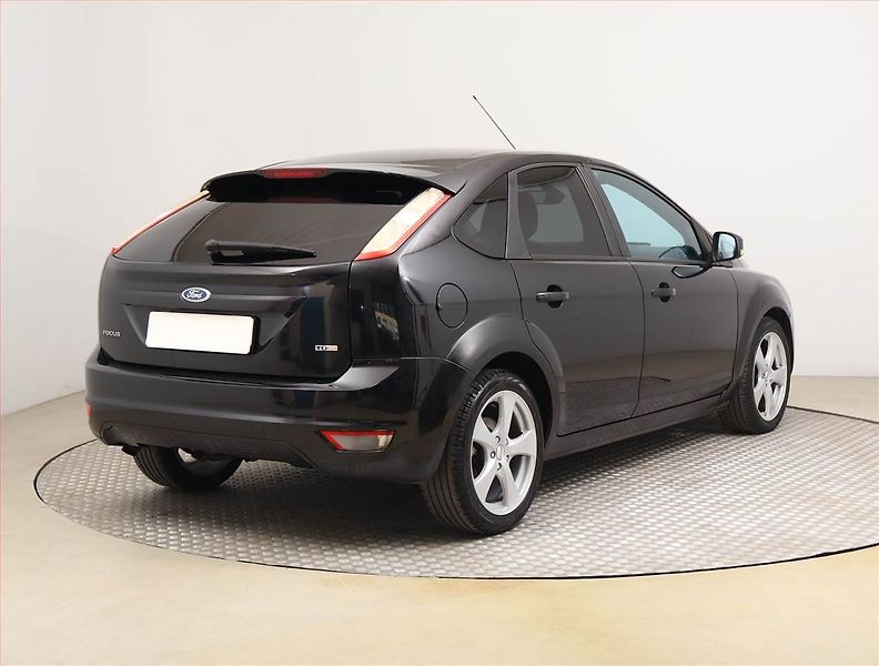 Ford Focus (2010) 1.6 TDCi, po STK - fotka 5 z 22