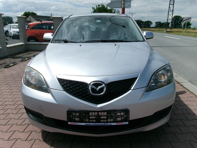 Mazda 3 (2007) 1,3i KLIMA BT NAVI - fotka 3 z 24