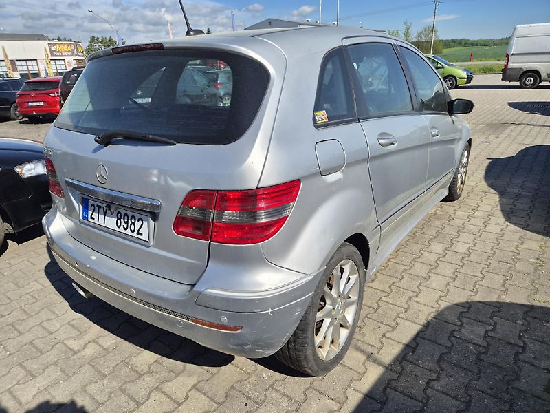 Mercedes-Benz Třídy B 170 Aut. - fotka 3 z 11