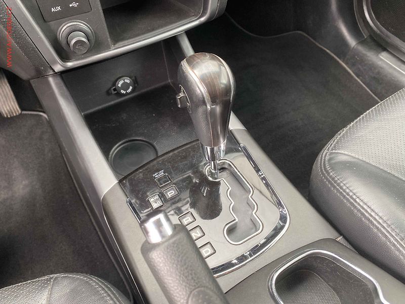 SsangYong Korando (2015) 2.0 TD 4x4, AT, TZ, kůže - fotka 16 z 16