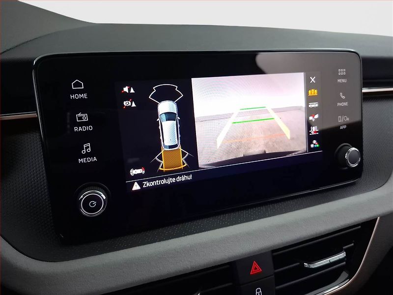 Škoda Kamiq (2025) 1.0 TSI - fotka 15 z 22