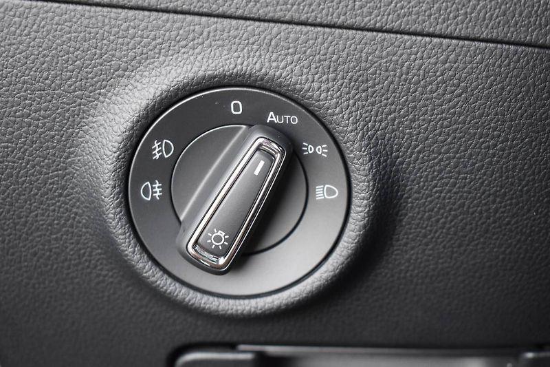 Škoda Superb (2023) 2.0TDI 147kW DSG 4x4,tažné - fotka 12 z 25
