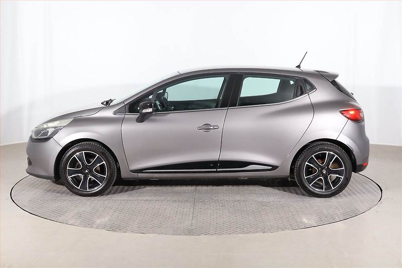 Renault Clio (2015) 1.2 16V, Navi, Tempomat - fotka 3 z 21
