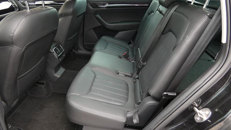 Škoda Kodiaq 2,0 TSI 140 kW L&K 4x4 DSG - fotka 20 z 27