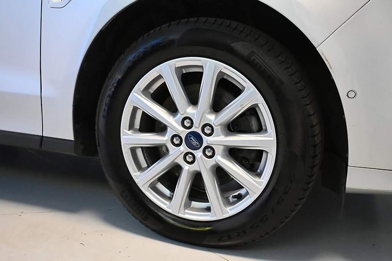 Ford S-MAX (2023) 2.5 140 KW FHEV Tažné Kamera D - fotka 29 z 31