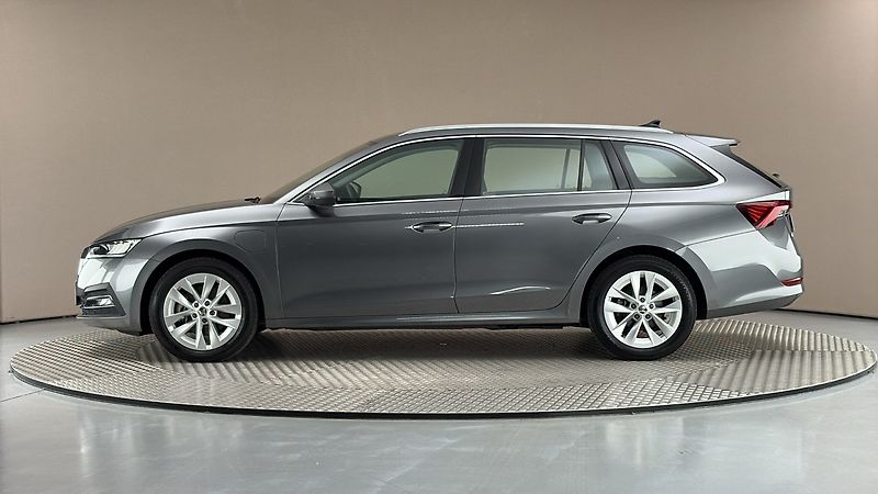 Škoda Octavia 1.4 TSI iV DSG Style Combi - fotka 4 z 27