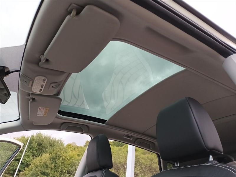 Nissan Qashqai 2,0 dCi 110 kW Automat,4X4,TZ - fotka 38 z 40