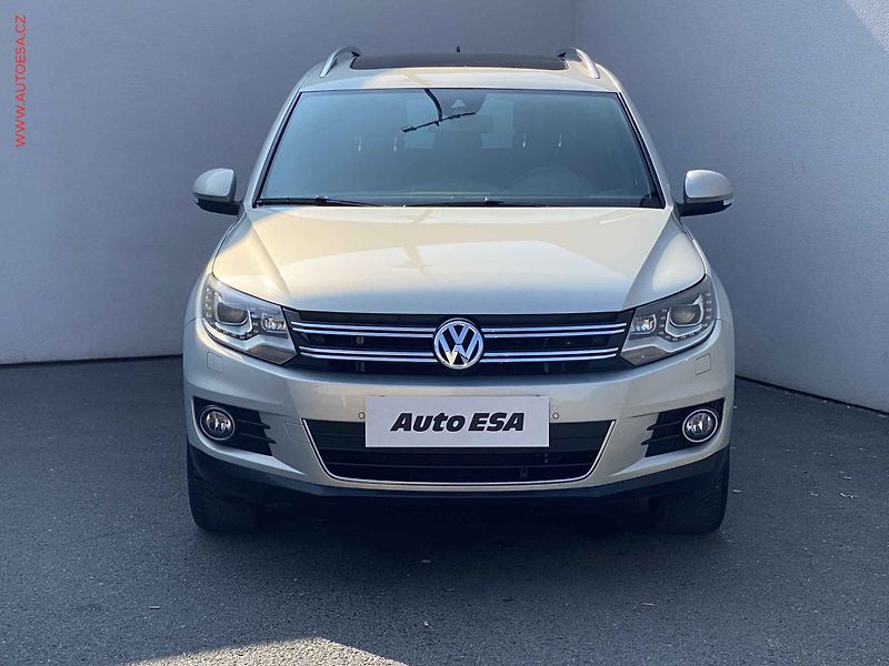 Volkswagen Tiguan (2012) 2.0 TSi 4x4, Sport, bixen - fotka 2 z 17